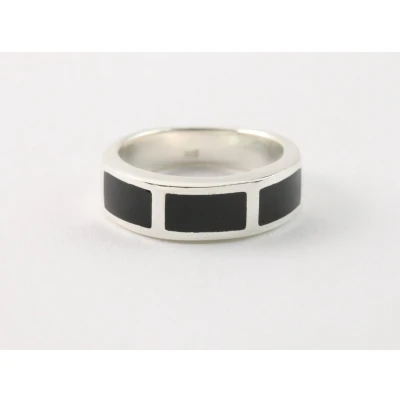 Afbeelding van Zilveren ring met onyx maat 20