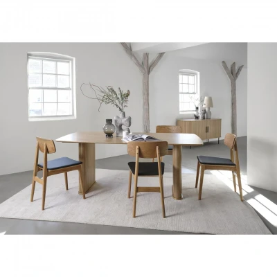 Afbeelding van Nordic Home Mikkel eetkamerstoel eikenhout naturel/zwart PU leer