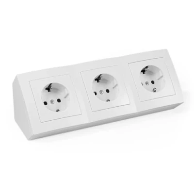 Afbeelding van MC POWER Flair Stekkerblok, onderbouwcontactdoos, 3 voudige geaarde stopcontactdoos, 15 cm kabel met kroonklem, 250 V / 16 A, opbouw, wit, mat