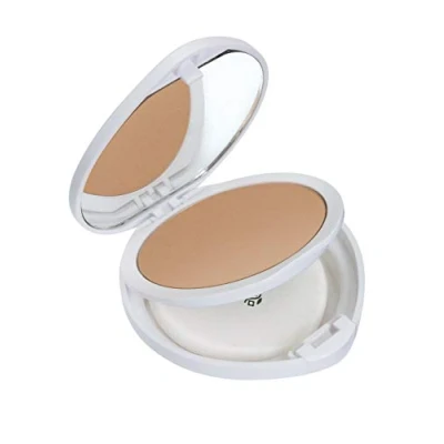 Afbeelding van Deborah Compacte foundation van poederformule Pure Nr. 04 Amber met vitaminen A en E antioxidatieve werking, SPF16