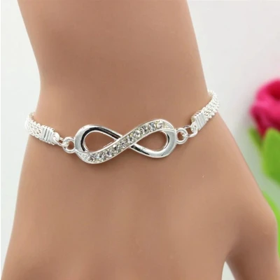 Afbeelding van NiSy.nl Luxe Infinity Armband Zilverkleurig 15 25 cm
