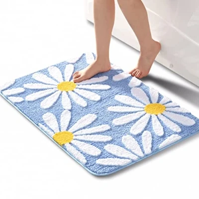 Afbeelding van QJHOMO Blauw badkamertapijt, schattige madeliefjes, badmat, antislip, wasbaar, witte en gele bloem, zachte douchemat, absorberend, 60 x 90 cm