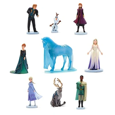 Afbeelding van Disney Store Officiële Frozen 2 Deluxe beeldjes speelset 9 stuks. Set, inclusief Anna en Elsa in hun reisoutfits, koningin Anna, de sneeuwkoningin, Mathias, Nokk, Sven, Olaf Kristoff. Voor leeftijden 3+