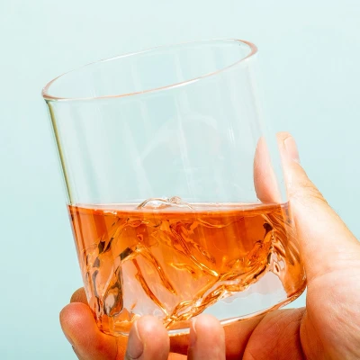 Afbeelding van Whiskey Glas On The Rocks van Winkee