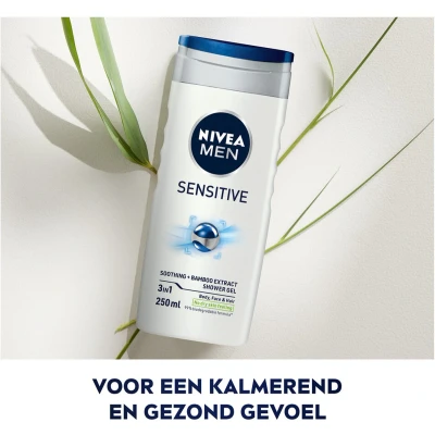 Afbeelding van 3x Nivea Men Douchegel Sensitive 250 ml
