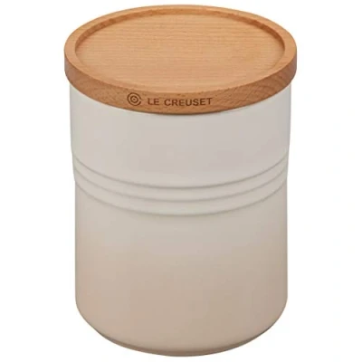 Afbeelding van Le Creuset Middelgrote voorraadpot van aardewerk met houten deksel, aardewerk, 540 ml, 10 cm, meringue