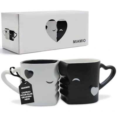 Afbeelding van MIAMIO Zoenende koffiemokken, cadeauset voor koppels, bruiloft, verjaardag, keramiek, inhoud 300 ml (zwart)