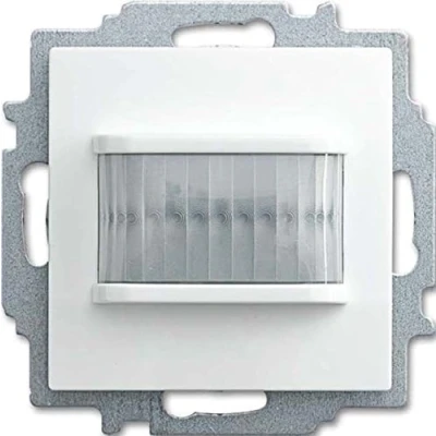 Afbeelding van Abb busch jaeger free home bewegingsschakelaar verticaal ip 20 71x71x30mm hxbxd alpinwit 2cka006220a0369