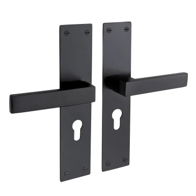 Afbeelding van Nova met schild in zwart en cilindergat 55 mm
