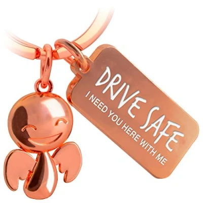Afbeelding van FABACH Beschermengel sleutelhanger Happy met gravure, schattige autosleutelhanger boodschap van metaal voor automobilisten, cadeau, geluksbrenger, rijbewijs, Drive Safe, Roségoud, Eén maat