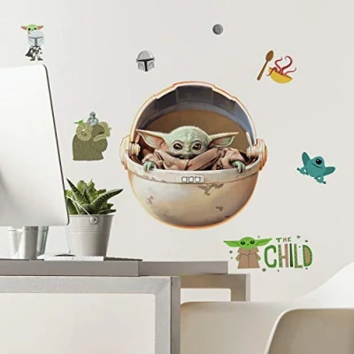 Afbeelding van RoomMates RMK4655SCS The Mandalorian Child Geschilderd Peel en Stick Muurstickers, Groen/Bruin/Grijs