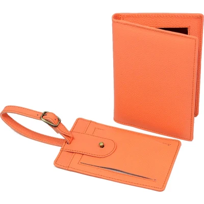 Afbeelding van Lederen paspoorthoes en kofferlabel fel oranje Feloranje luxe set paspoort hoesje bagage label van leer STUDIO Ivana der Ende