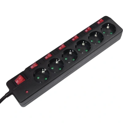 Afbeelding van LogiLink LPS233 4+2 (4x veiligheidscontact CEE 7/3, 2x USB) Power Cube multifunctionele stekkerdoos met kinderbeveiliging 6x Schutzkontakt (6x An/Aus) zwart