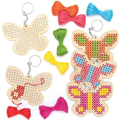 Afbeelding van Baker Ross AT877 Vlinder Sleutelhangers Borduren (5 stuks) Knutselspullen en Knutselsets voor Kinderen