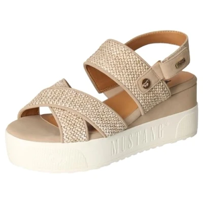 Afbeelding van Mustang Sandalen Plat beige Maat 42