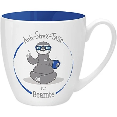Afbeelding van GRUSS &amp; CO Anti stress mok motief &quot;Beamte&quot; met spreuk, 45 cl, New Bone China Cadeau voor hem 45486