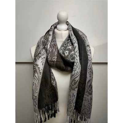 Afbeelding van Lange dames sjaal Magda paisleymotief bruin zwart ecru beige grijs