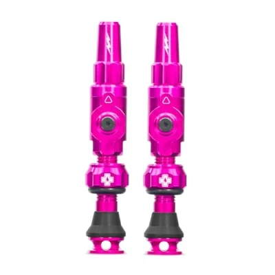 Afbeelding van Muc Off Big Bore Lite Tubeless Valves, Pink 35mm Precision Engineered Dust Caps for Bikes with Revolutionary Airflow Technology Presta Valve MTB/Road/Gravel