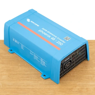 Afbeelding van Phoenix 48/250 Omvormer IEC contactdoos