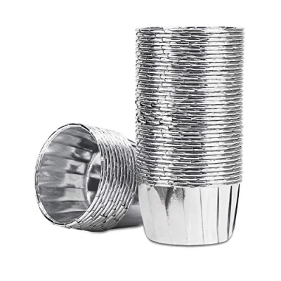 Afbeelding van Spesh 50 stuks cupcakevormpjes muffinvoeringen hoesjes folie metallic taartbekers oliebestendige bakbekers voor verjaardag, bruiloft, Kerstmis (zilver)