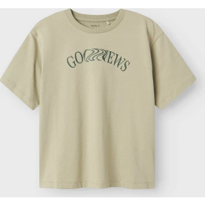 Afbeelding van NAME IT NKMNEVIN SS NREG TOP Jongens T shirts beige maat 134/140