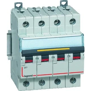 Afbeelding van Legrand installatieautomaat dx3 4p c63a 10000a 4modules 409342