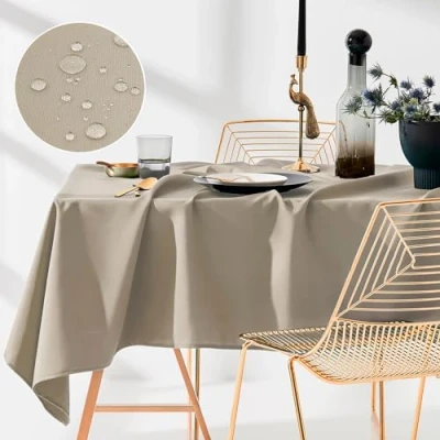 Afbeelding van ROOM99 Aura Tafelkleed 140 x 220 cm, tafelzeil, vlekbescherming, afwasbaar, waterafstotend, vuilafstotend, polyester, rechthoekig, banketdecoratie, het hele jaar door, beige