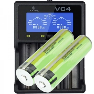 Afbeelding van 2x Panasonic 18650 Li ion batterij en 4 weg snellader, 1x AccuCell AccuSafe batterijbox voor 1 2 batterijen