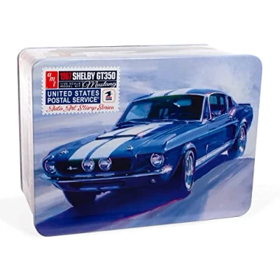 Afbeelding van 1:25 AMT 1356 1967 Shelby GT350 USPS Auto Art Stamp Series Plastic Modelbouwpakket
