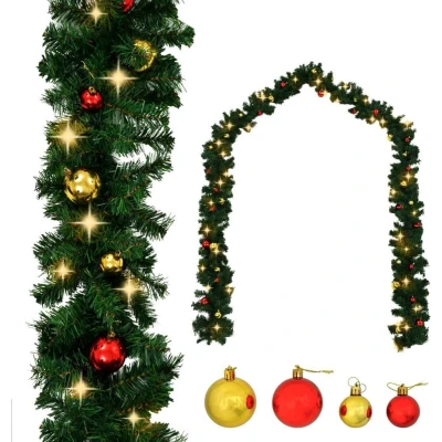 Afbeelding van Kerstslinger versierd met kerstballen en LED lampjes 10 m