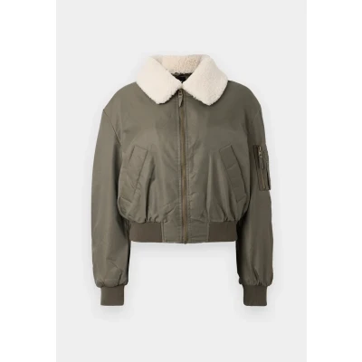 Afbeelding van ONLY Tussenjas &#039;ONLSuri&#039; beige / olijfgroen