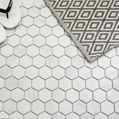 Afbeelding van The Mosaic Factory Barcelona Carrara White Mat Hexagon 5,1x5,9 cm