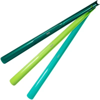 Afbeelding van biped Set van 3 schoenlepels extra lange kunststof schoenlepel 65 cm met haak z1557(greenery)