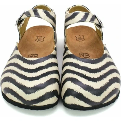 Afbeelding van GOBY Zebra Print Clogs Slippers Hoge kwaliteit Handmade Maat 39