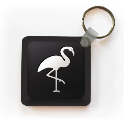 Afbeelding van Sleutelhanger Uitdeelcadeautjes een illustratie van flamingo op zwarte achtergrond Plastic