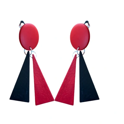Afbeelding van Clip oorbellen Saheli rood zwart hout geen gaatje Charme Bijoux