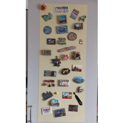 Afbeelding van Magneetfolie, hechtbasis voor magneten, magneetbord, ferrofolie, zelfklevend, beschrijfbaar, afwasbaar, magnetisch, beige, 100 x 50 cm