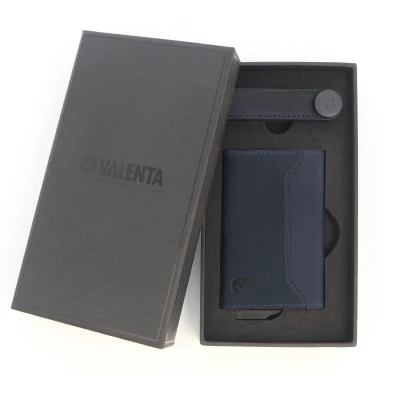 Afbeelding van Valenta Geschenkenset Blauwe Leren Vintage Pasjeshouder Sleeve en Bijpassende Sleutelhouder Luxe Cadeaudoos