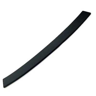 Afbeelding van Lialto Bumperbescherming zwart geschikt voor VW Bus / Transporter Type: T5 (7H/7E) 2003 2015 model met twee achterdeuren Lange productversie