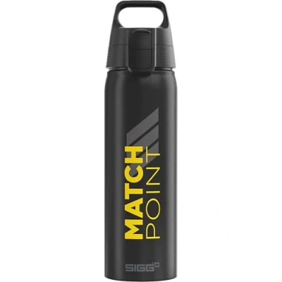 Afbeelding van SIGG Aluminium drinkfles WMB Pathfinder Match Point Klimaatneutraal gecertificeerd Geschikt voor koolzuurhoudende dranken Lekvrij Vederlicht BPA vrij Zwart met opdruk 0.75L
