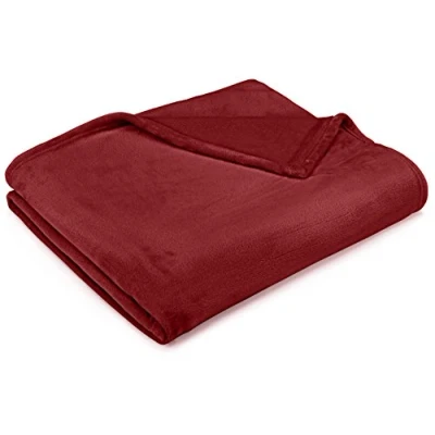 Afbeelding van Amazon Basics Knuffeldeken, geen warmte, van zacht fluweelachtig pluche, bordeauxrood, 168 x 229 cm