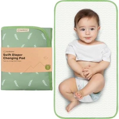 Afbeelding van Draagbare luierverschoningkussen Waterdichte Opvouwbare baby aankleedkussen Reisluierverschoningsmat Lichtgewicht voor Babywisselaar Machine Wasbaar (Acacia)