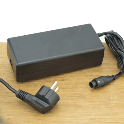 Afbeelding van Cortina Lader 2A 36v