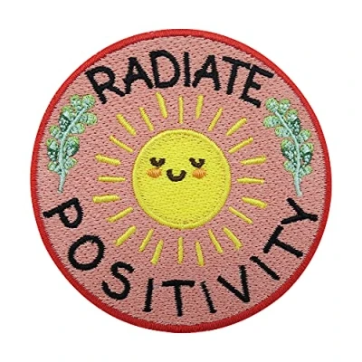 Afbeelding van Finally Home Radiate Positivity Happy Sun patch om op te strijken takpatches, planten strijkplaatje, natuur opstrijkbaar, zon spreuk