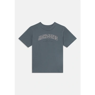 Afbeelding van Jack &amp; Jones Junior Jjecaleb Varsity TEE O NECK Tshirt print voor kinderen, Maat: 98, Stormy weather
