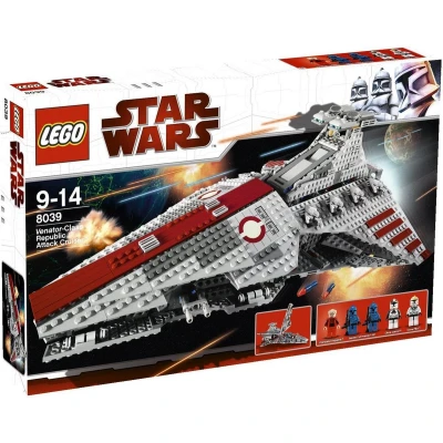 Afbeelding van LEGO Star Wars Venator class Republic Attack Cruiser 8039