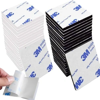 Afbeelding van MINGZE 40 Stuks Zelfklevende Pads, 3M Super Sticky Dubbelzijdige Wit Zwart Schuimrubberen Vierkant Pad Sterke Voor Muren Vloer Deuren Kunststoffen Glazen Metaal Extra Sterk Plakband