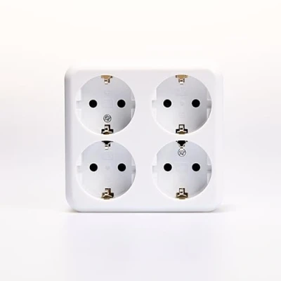 Afbeelding van 4 voudige opbouwdoos Opsmuk Viervoudig geaard stopcontact AP 250V/16A vier opbouwstopcontact met insteekbeveiliging Schutter voor binnen, wit