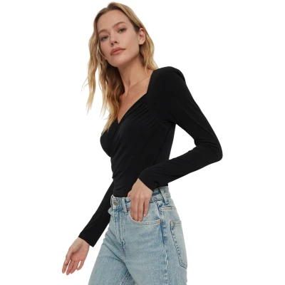 Afbeelding van Trendyol Zwarte Gedrapeerde Tailleband Gedetailleerd Aansluitend/Gesitueerd Gebreid Bodysuit Met Elastische Drukknopen Twoaw22Bd0156
