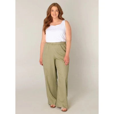 Afbeelding van BASE LEVEL CURVY Yula Pants Soft Army maat 2(50)